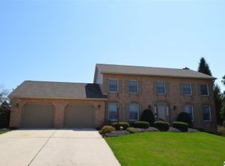 301 E Meadow Dr, Mechanicsburg, PA 17055