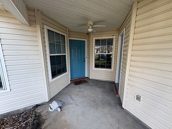 2nd image of 5566 Millbend Pl
