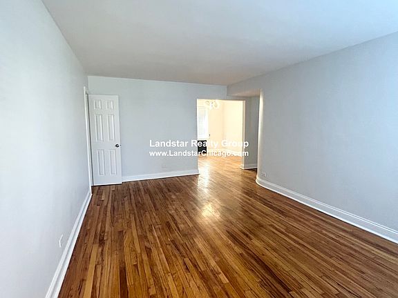 2nd image of 2737 W Berwyn Ave #G