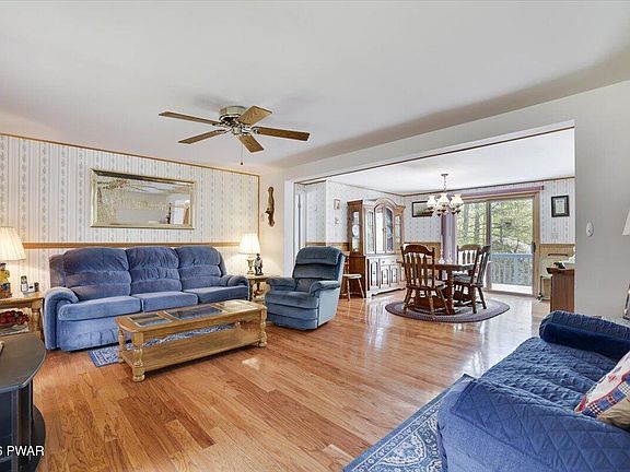 3rd image of 1025 Lake Shore Dr