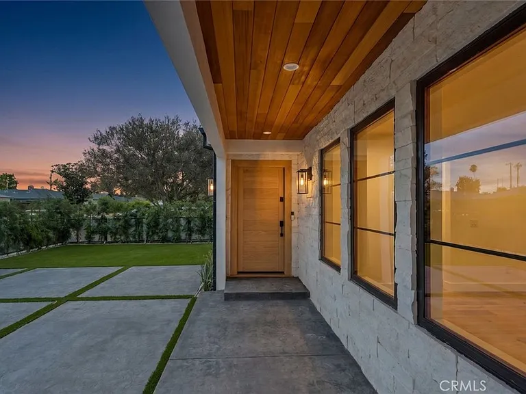 6300 Teesdale Ave — Photo 33