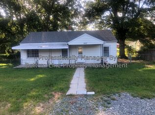 1407 Old Hickory Grove Rd, Mount Holly, NC 28120