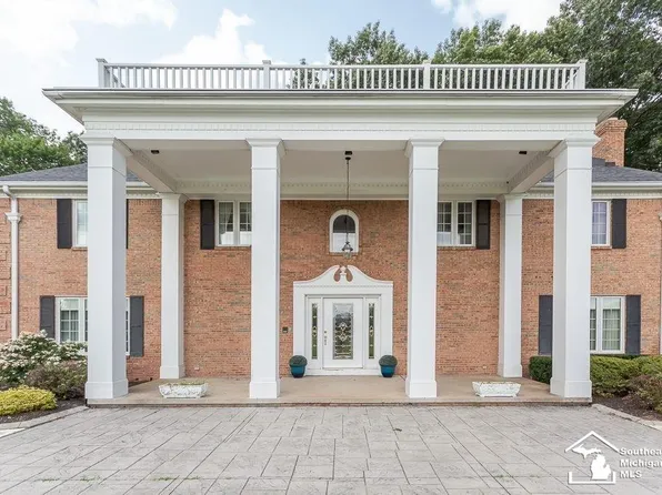 222 E Temperance Rd, Temperance, MI 48182