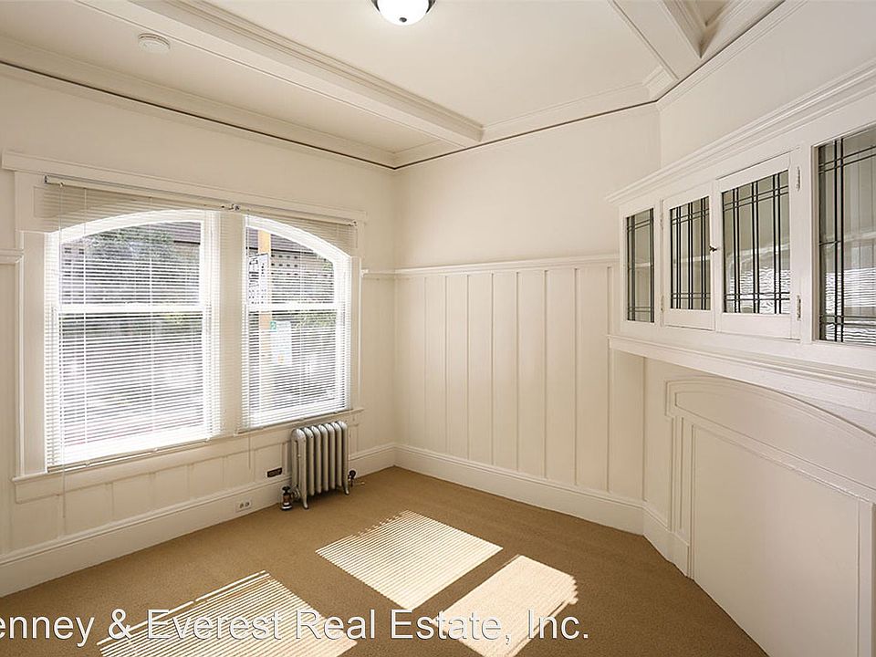 1st image of 830 Powell St #8832546