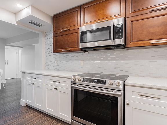 3rd image of 7000 NW 17th Street #419