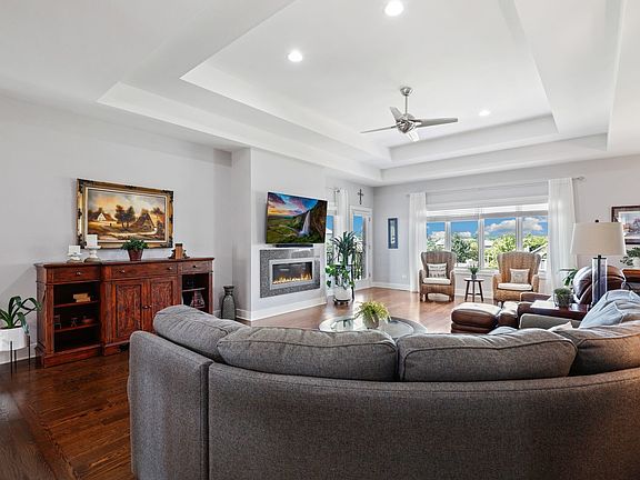 3rd image of 19301 Beaver Creek Ct