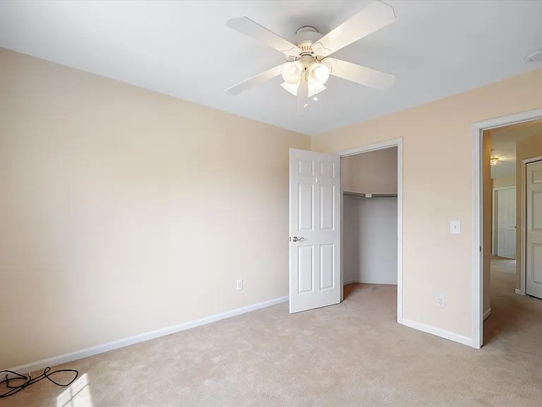 31216 Kingswood Blvd — Photo 35