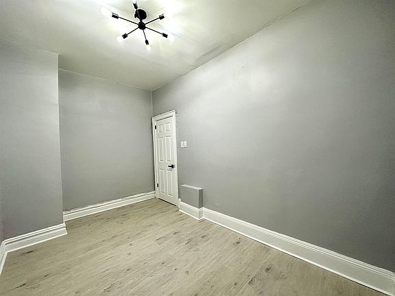 2nd image of 319 Summit Ave #4B