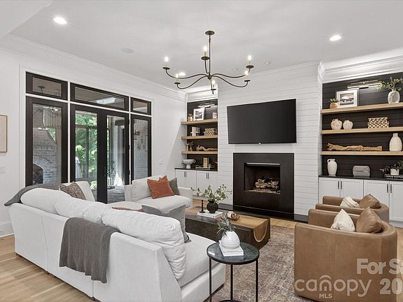 5th image of 9318 Clerkenwell Dr