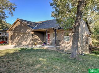 3712 Buccaneer Blvd, Plattsmouth, NE 68048
