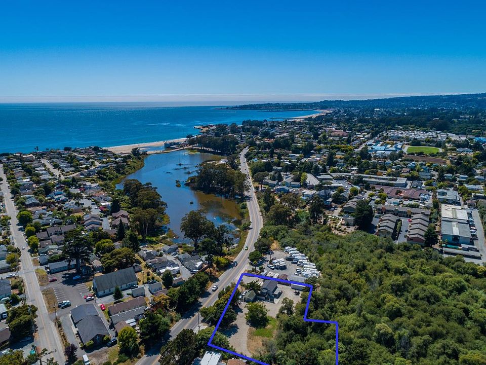 1st image of 2531 Portola Dr