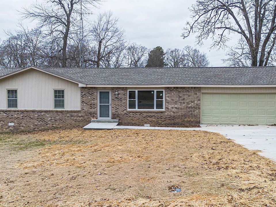 1st image of 442 Whispering Oaks Loop
