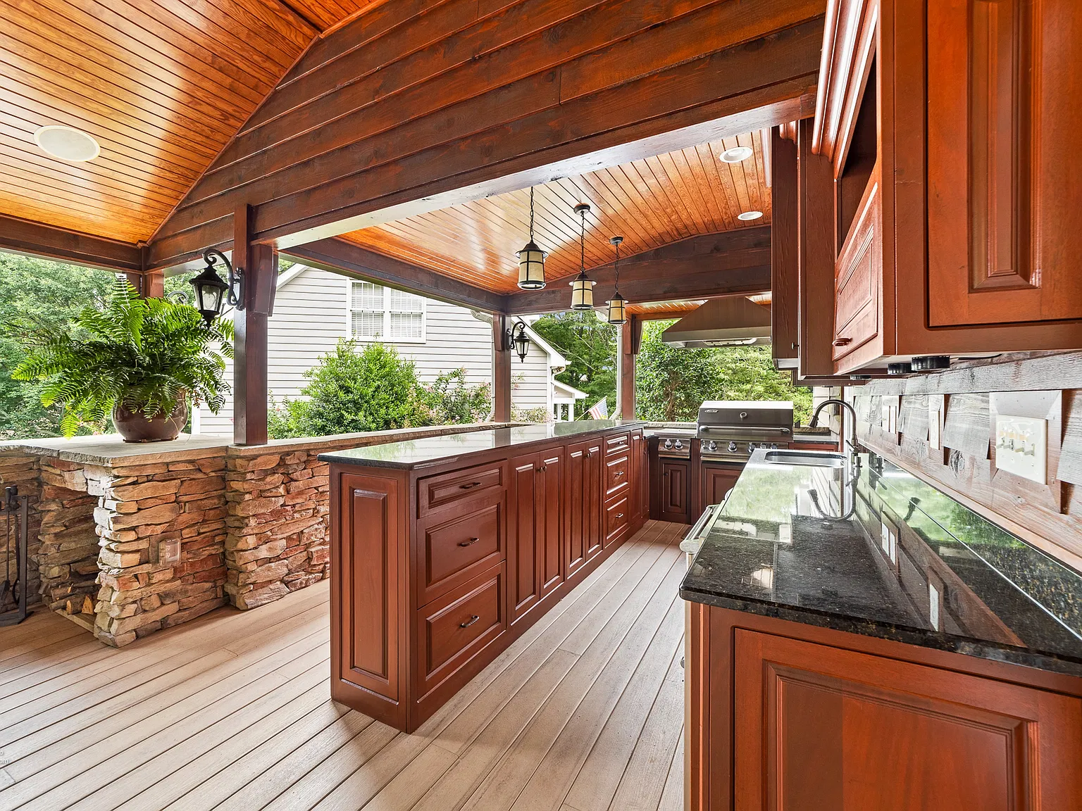 21510 Gulfstar Ct — Photo 2