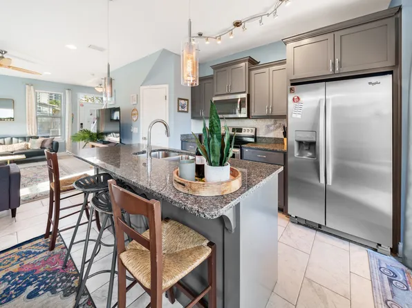 6104 Beach Dr, Panama City Beach, FL 32408