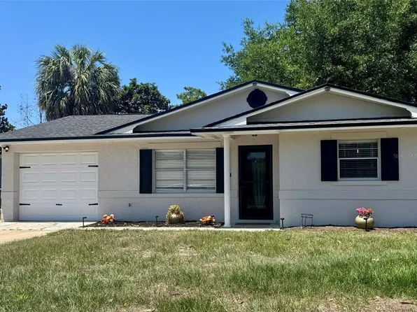 26625 Bimini Dr, Tavares, FL 32778