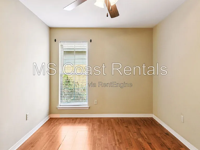 11523 Caroline Ct — Photo 21
