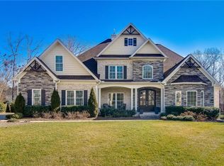 1207 Mosley Rd, Greensboro, NC 27455