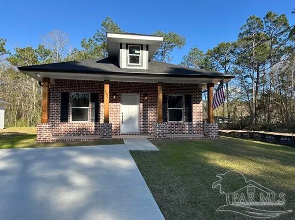 3288 Damon Dr, Milton, FL 32583