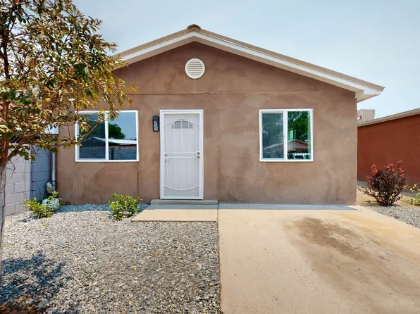 1036 Saw Mill Rd NE, Rio Rancho, NM 87144