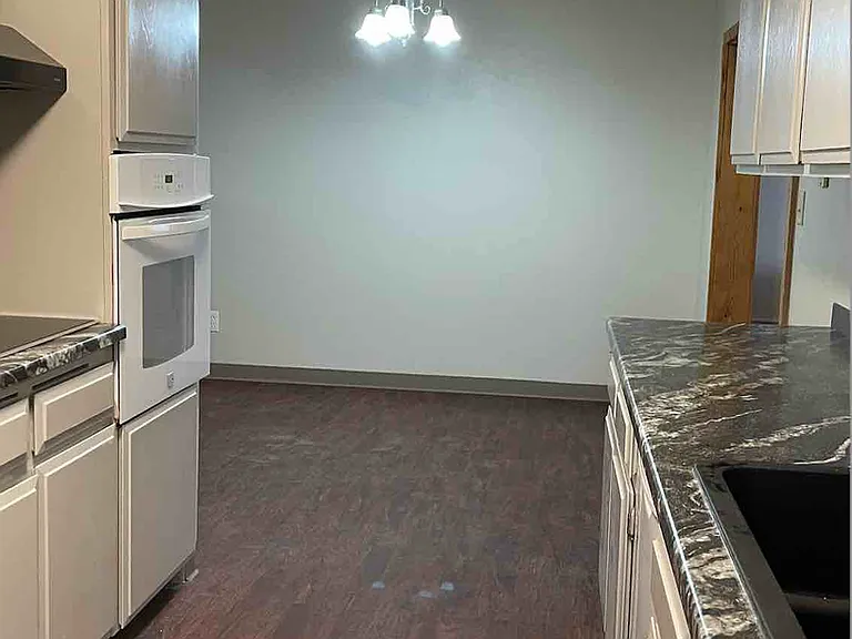 1201 Ponderosa Dr — Photo 7