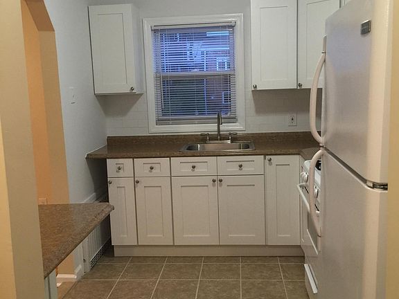 3rd image of 510 Longview Ave #2