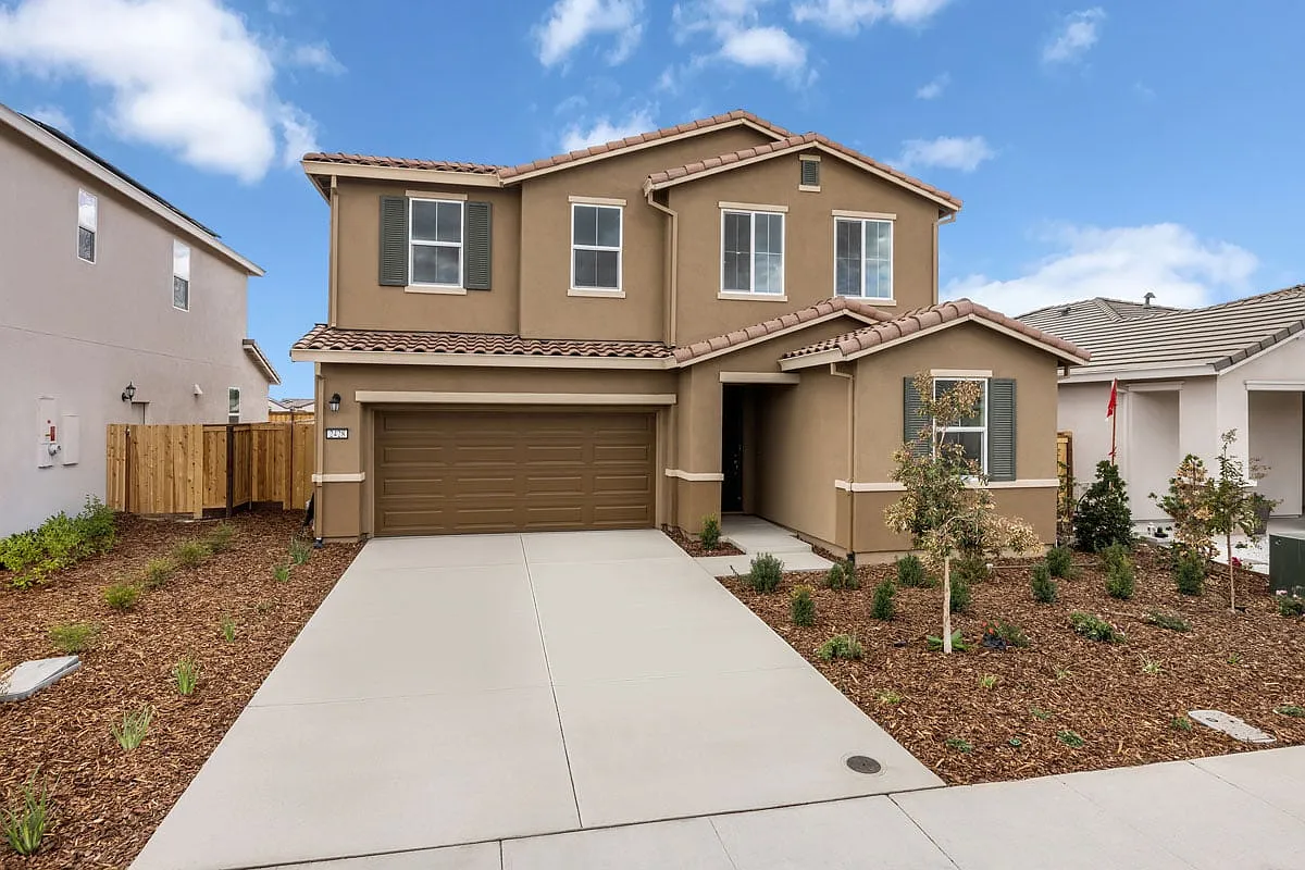2428 Calabria St photo 1