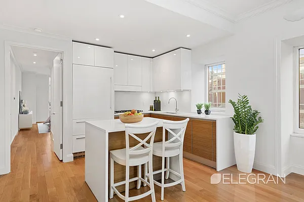 Rented by (Legacy) Elegran | media 16