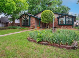 2917 Noble Oaks Dr, Plano, TX 75074