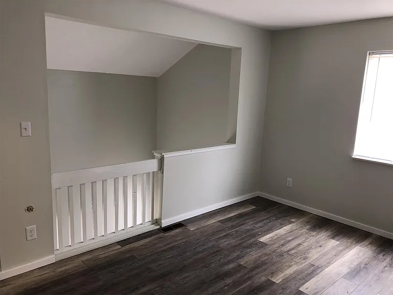 532 Valley Dr #F — Photo 5