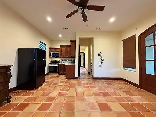 12410 Keith Rd — Photo 16
