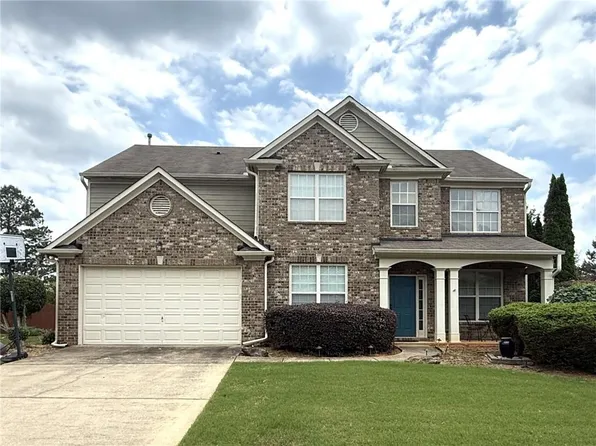6640 Grand Magnolia Dr, Sugar Hill, GA 30518
