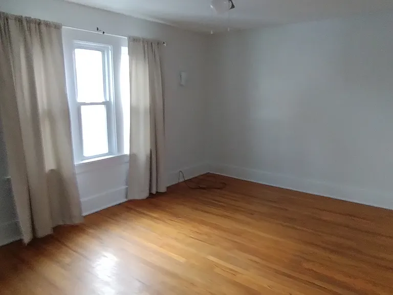 401 Beattie St #2 — Photo 6
