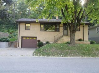 1512 Southern Ave, Dubuque, IA 52003