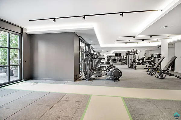 Rented by EXR | media 41