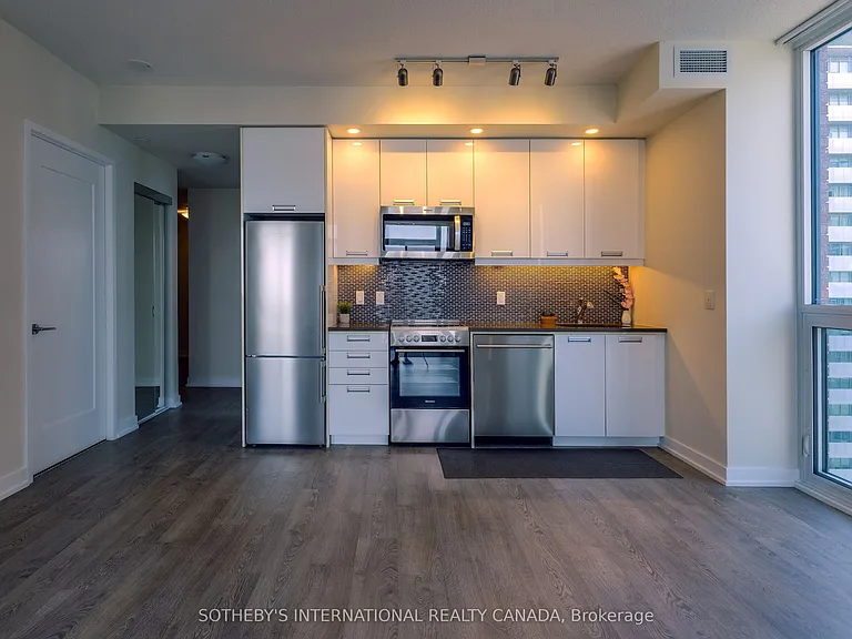99 John St #3807 — Photo 3