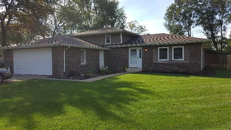 1st image of 1685 W 63rd Ave