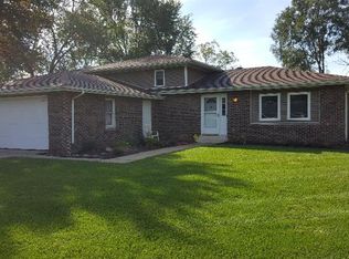 1685 W 63rd Ave, Merrillville, IN 46410
