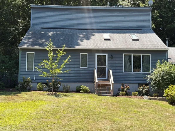 16 Clark St, Belchertown, MA 01007