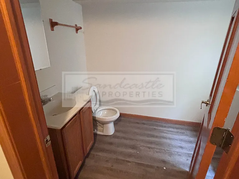 2172 Freedom St #2172 — Photo 6