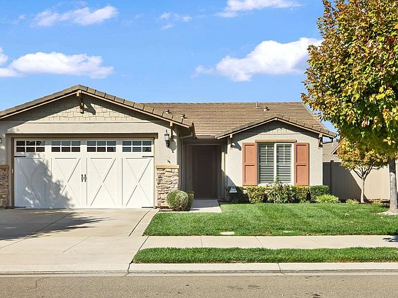 2nd image of 2375 Bellchase Dr