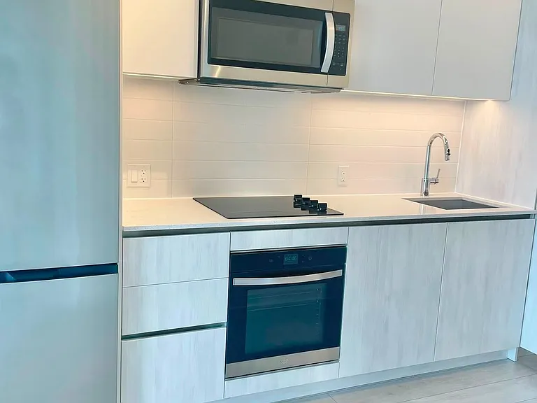 5858 Yonge St #3111 — Photo 3