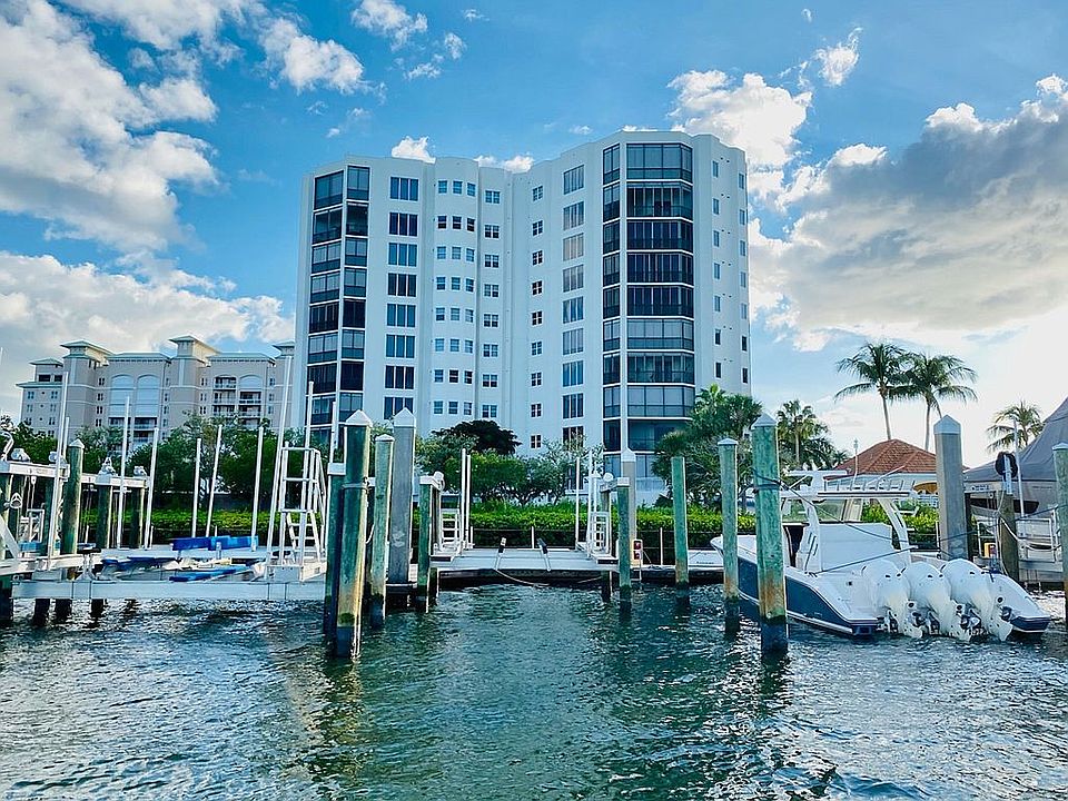 Stunning Water Views!