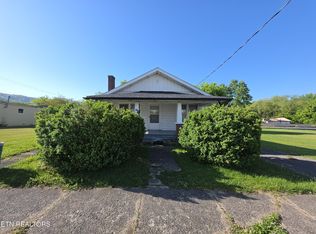 1009 E Cumberland Ave, Middlesboro, KY 40965