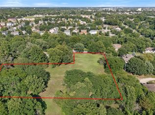 S Diane Dr, Olathe, KS 66061