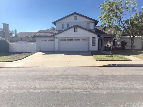 3970 N Dove Tree Ave, Rialto, CA 92377