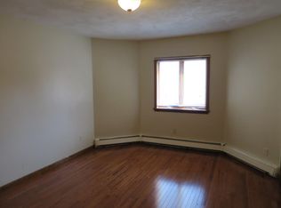 1 Winchester Pl #1R, Medford, MA 02155