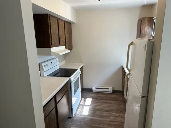 Park Ridge Apartments, 557 E Park Ave APT 109, Chippewa Falls, WI 54729