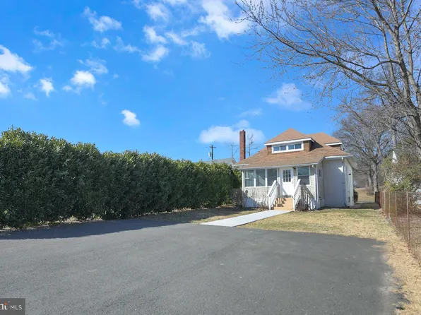 1740 Prospect St, Ewing, NJ 08638