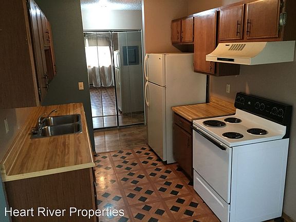 3rd image of 505 Bruce Ave NW #4854239