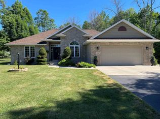 1506 39th Ave, Menominee, MI 49858